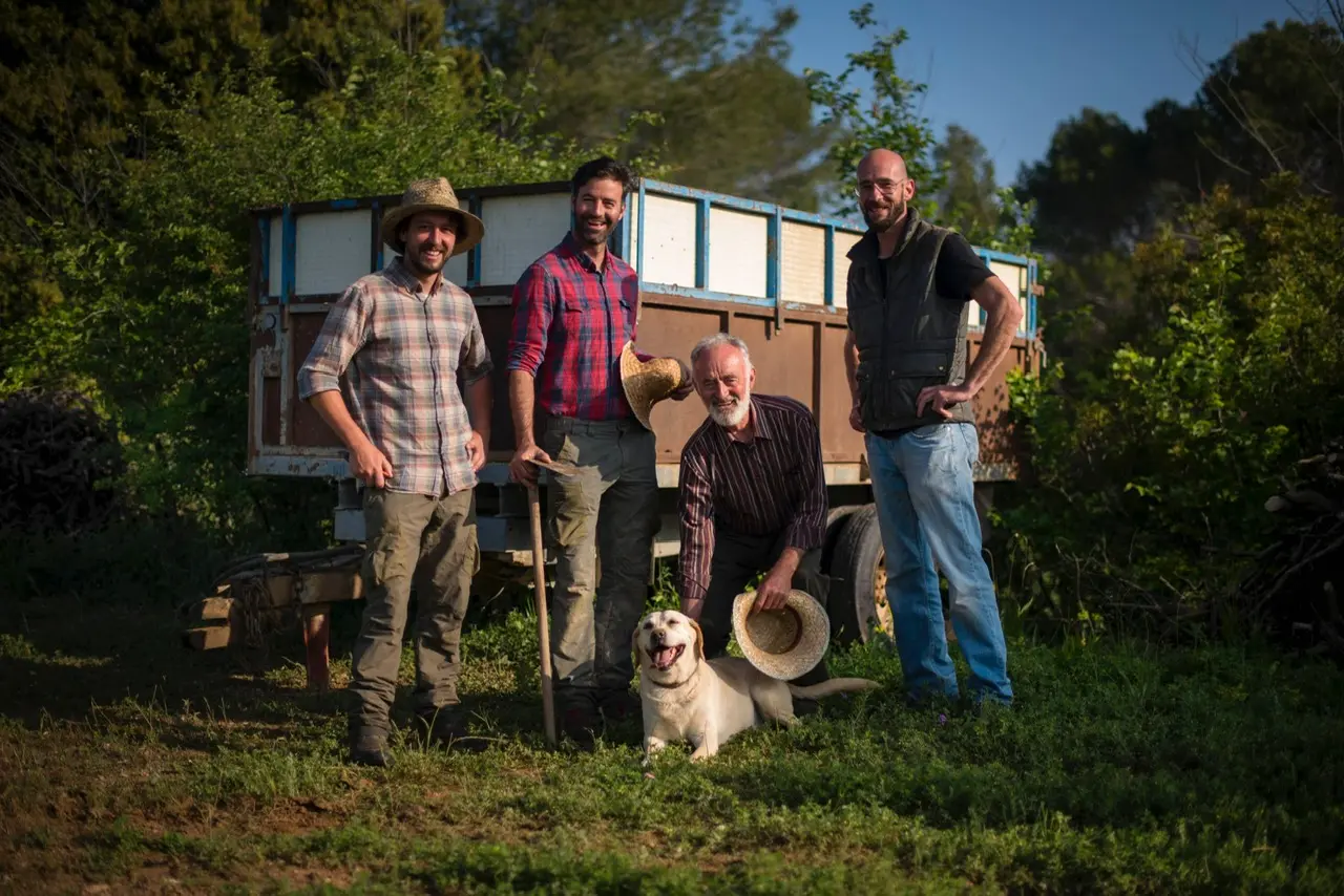 EXPERIÈNCIA EXCLUSIVA: VISITA A LA FINCA AGRÍCOLA PARERA + MENÚ DEGUSTACIÓ A MAM DEL BO 16/05/26
